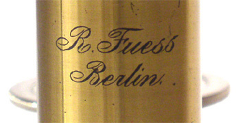 R. Fuess Berlin: Gro&szlig;es Mikroskop f&uuml;r mineralogisch petrografische Untersuchungen; Signatur