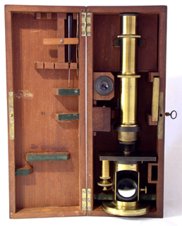 Mikroskop A. Kr&uuml;ss Hamburg, No. 191, in Kasten