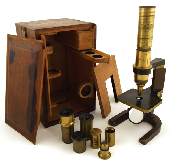 Kleines Hufeisenstativ von G. & S. Merz in M&uuml;nchen