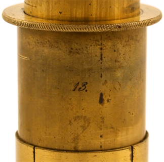 Mikroskop von Moritz Meyerstein G&ouml;ttingen, No. 13: Signatur