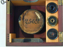 Georges Oberhaeuser: Kleine Trommel # 2569 Nummer