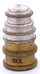 C. Reichert Wien: Mikroskop #6877 Objektiv No. X