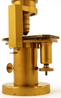 Trommelmikroskop F.W. Schiek in Berlin Nr. 1268, Stativfu&szlig;