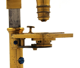 Kleines Stangenmikroskop Schiek in Berlin #229: Tischansicht