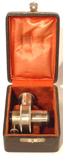 Okularmikrometer von Winkel in K&auml;stchen