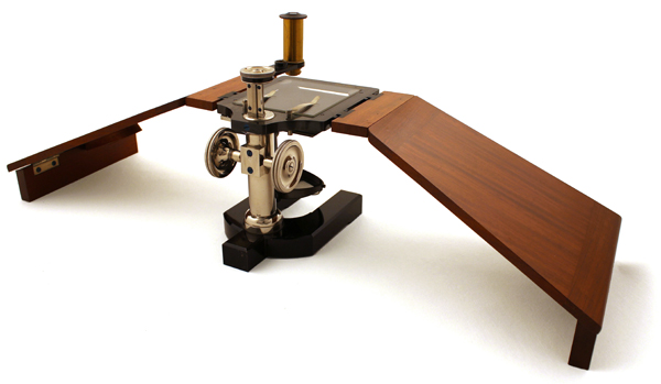 Carl Zeiss Jena: Pr&auml;pariermikroskop nach Paul Mayer