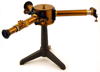 Spektroskop nach Kirchhoff und Bunsen